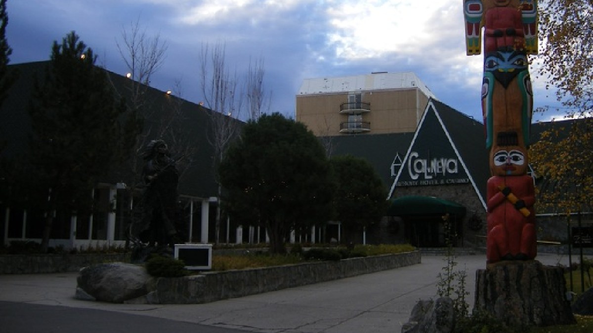 Episódio no Cal Neva Lodge, hotel que foi de Sinatra, virou centro de um episódio que comprova a relação entre o cantor e o mafioso (Foto: fletcherjcm / Wikimedia Commons)