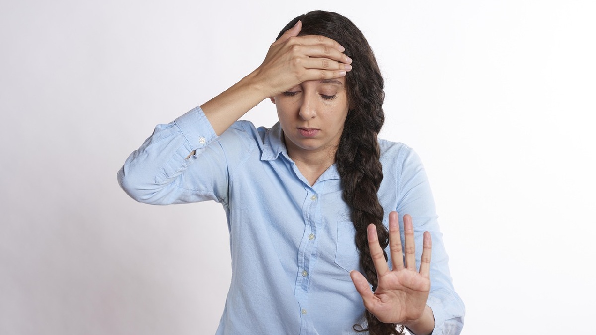 Quando a pessoa se adapta demais para evitar atrito, o incômodo tende a voltar como irritação, frustração e ressentimento silencioso (Foto: RobinHiggins / Pixabay)