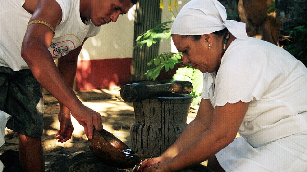 Dentro do Candomblé e outras religiões de matriz africana, Ogum e Iansã são orixás guerreiros ligados à coragem e à proteção (Foto: Maria Eugenia Tita / Wikimedia Commons)