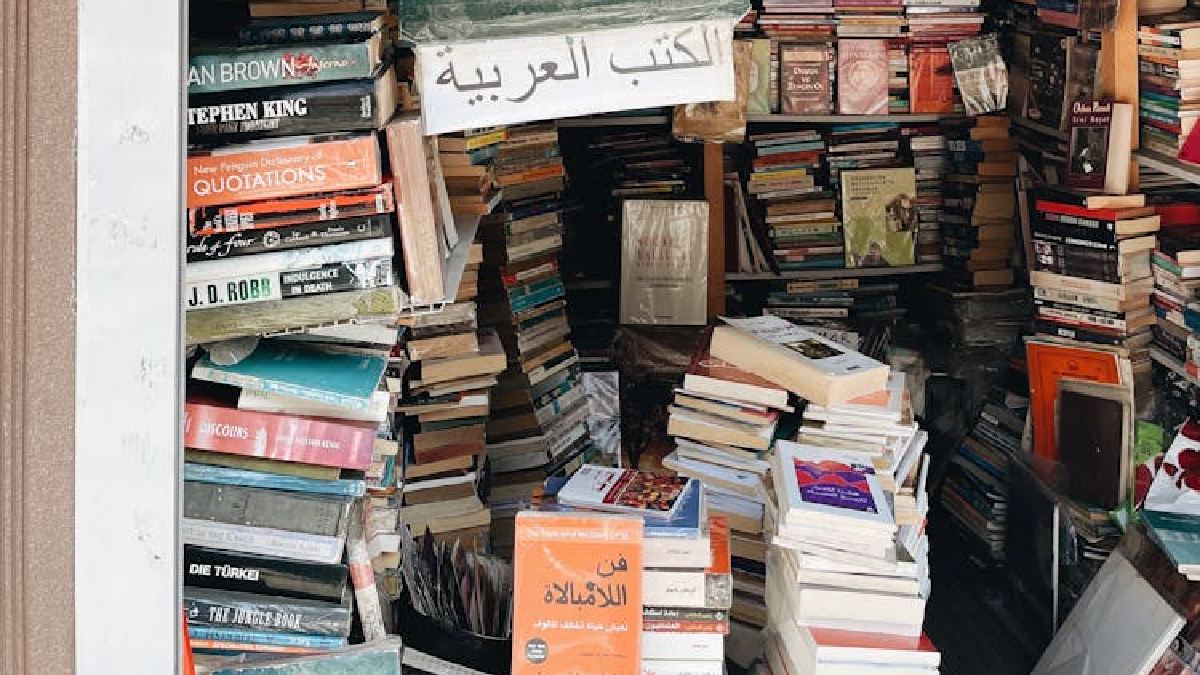 Cada povo gera para si toda uma cultura documentada, com poesia, literatura e história (Foto: Life Folk / Pexels)