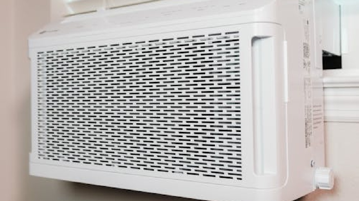 Ar-condicionado e desumidificador retiram parte da umidade do ar e podem reduzir condensação em ambientes muito fechados (Foto: Airam Dato-on / Pexels)