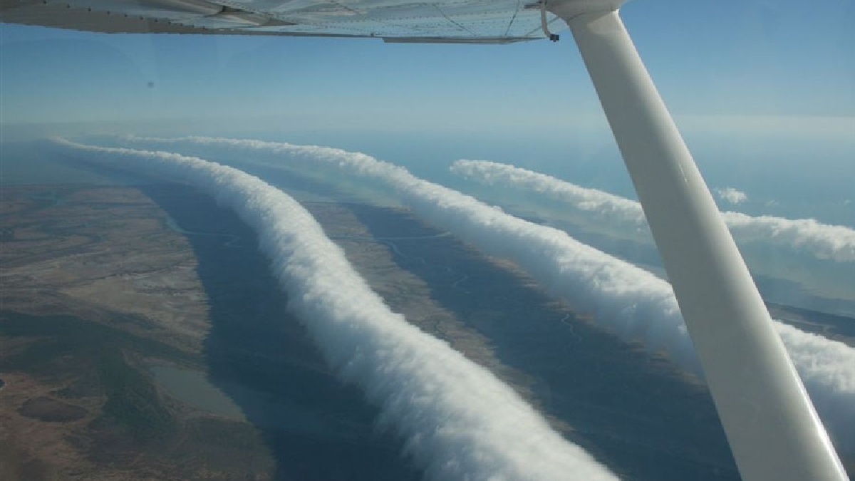 Nuvens Glória da Manhã, Austrália (Foto: Mick Petroff / Wikimedia Commons)