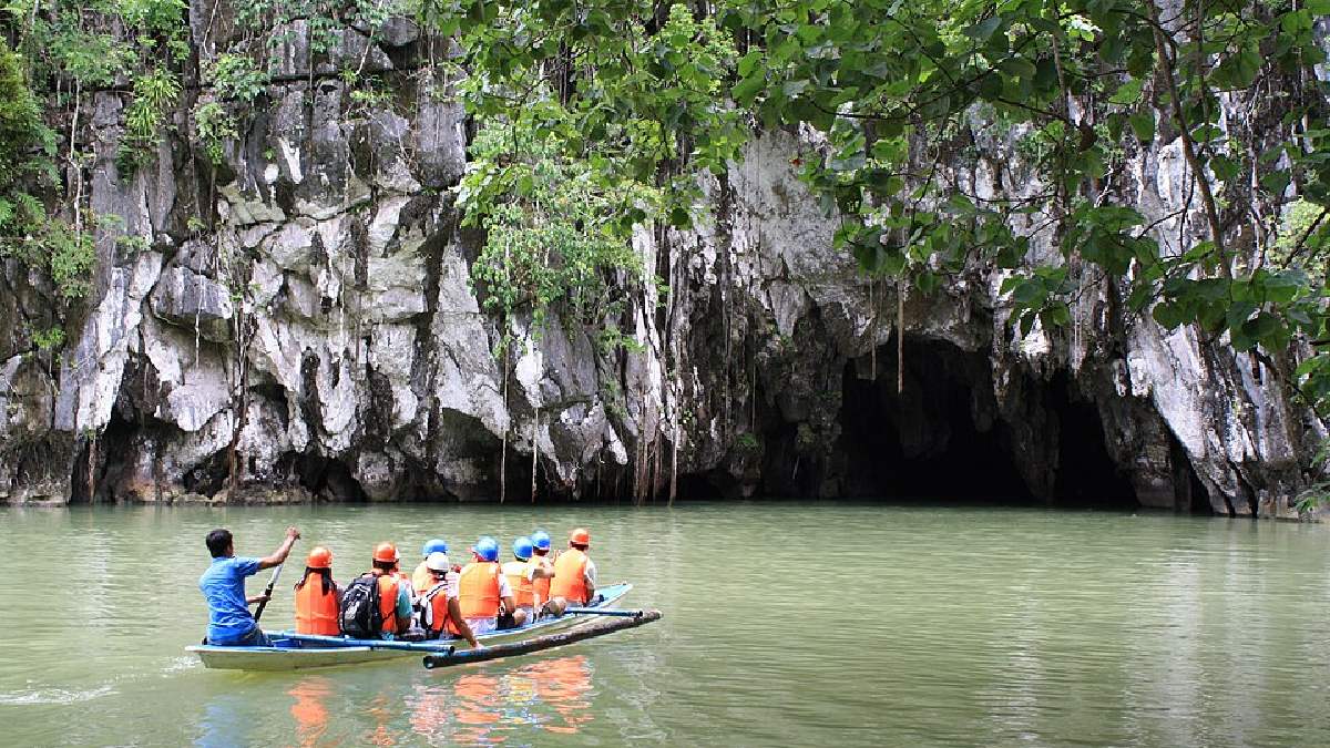Rio Subterrâneo de Puerto Princesa, Filipinas (Foto: Mike Gonzalez)