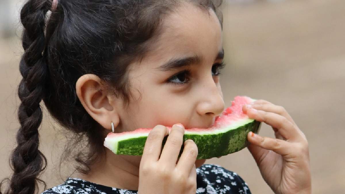 O sobrepeso entre crianças e adolescentes de 5 a 19 anos subiu de 8% em 1990 para 20% em 2022, segundo a OMS (Foto: Murat IŞIK / Pexels)