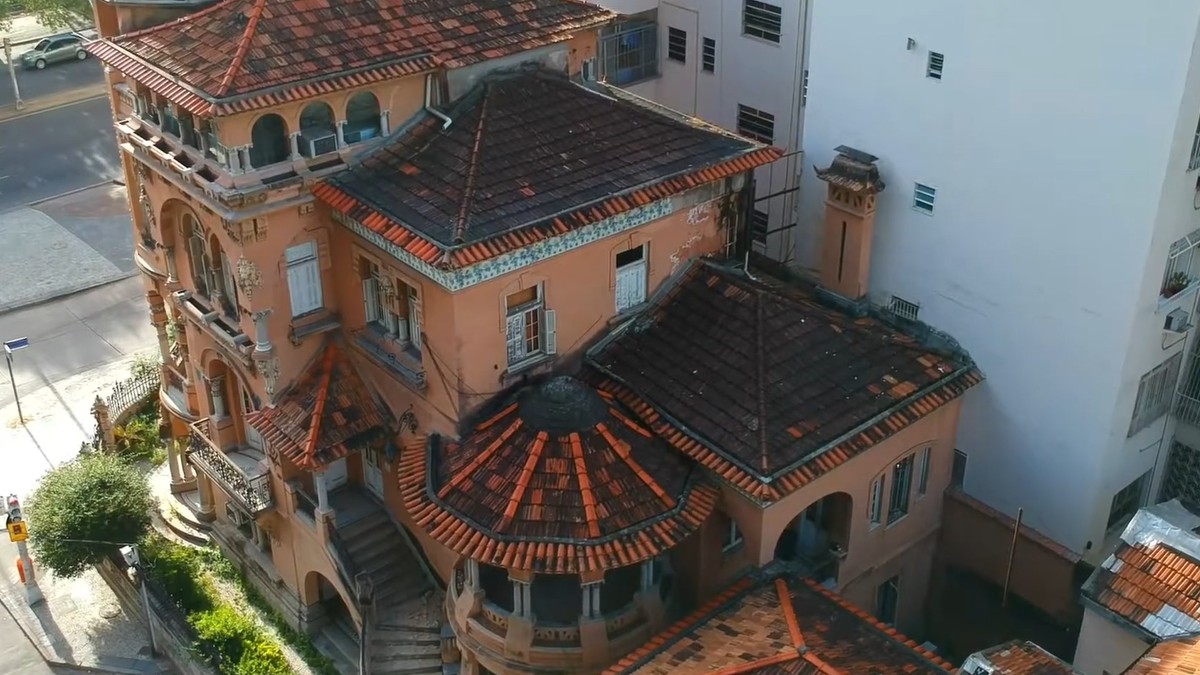 Castelinho Francês (Foto: Cleube Evangelista / Reprodução / YouTube)