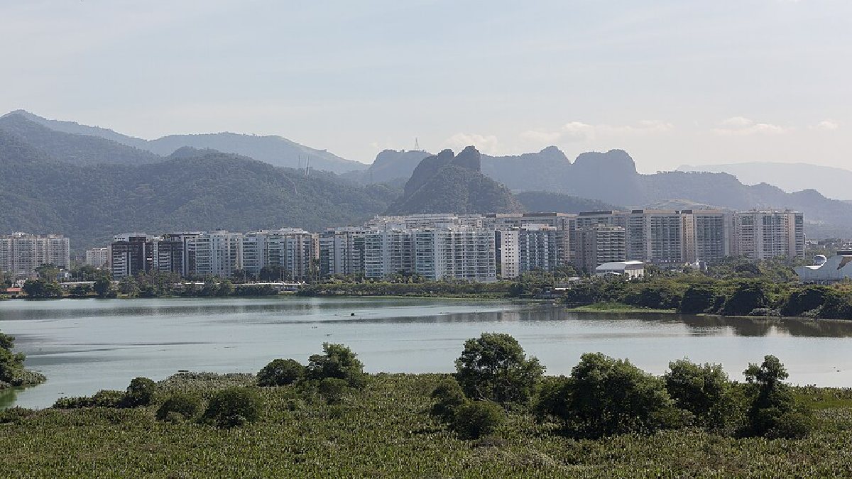 O território do estado foi totalmente convertido no atual município, utilizando as mesmas divisas, conforme ordenava a Lei Complementar nº 20/1974 (Foto: Diego Baravelli / Wikimedia Commons)
