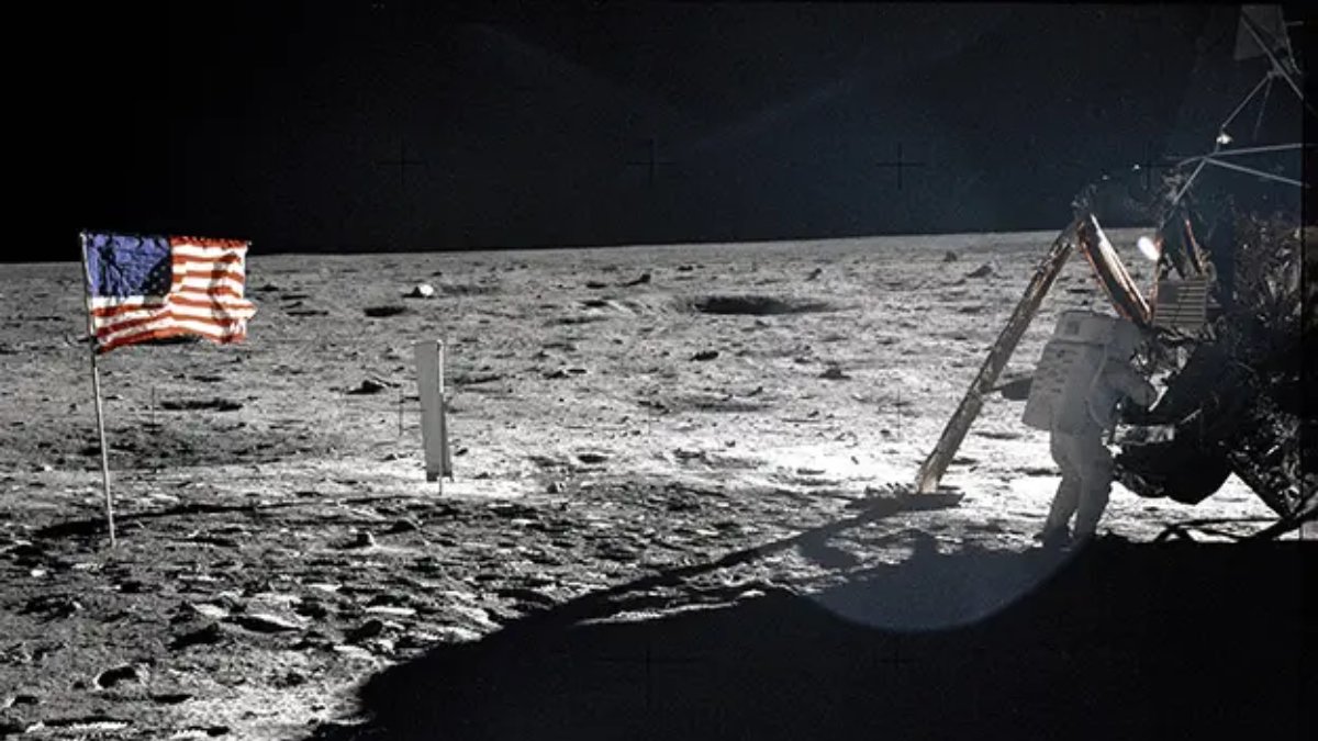 A nave Orion não tem capacidade de aterrissagem, e os módulos necessários ainda estão em desenvolvimento (Foto: Divulgação/NASA)