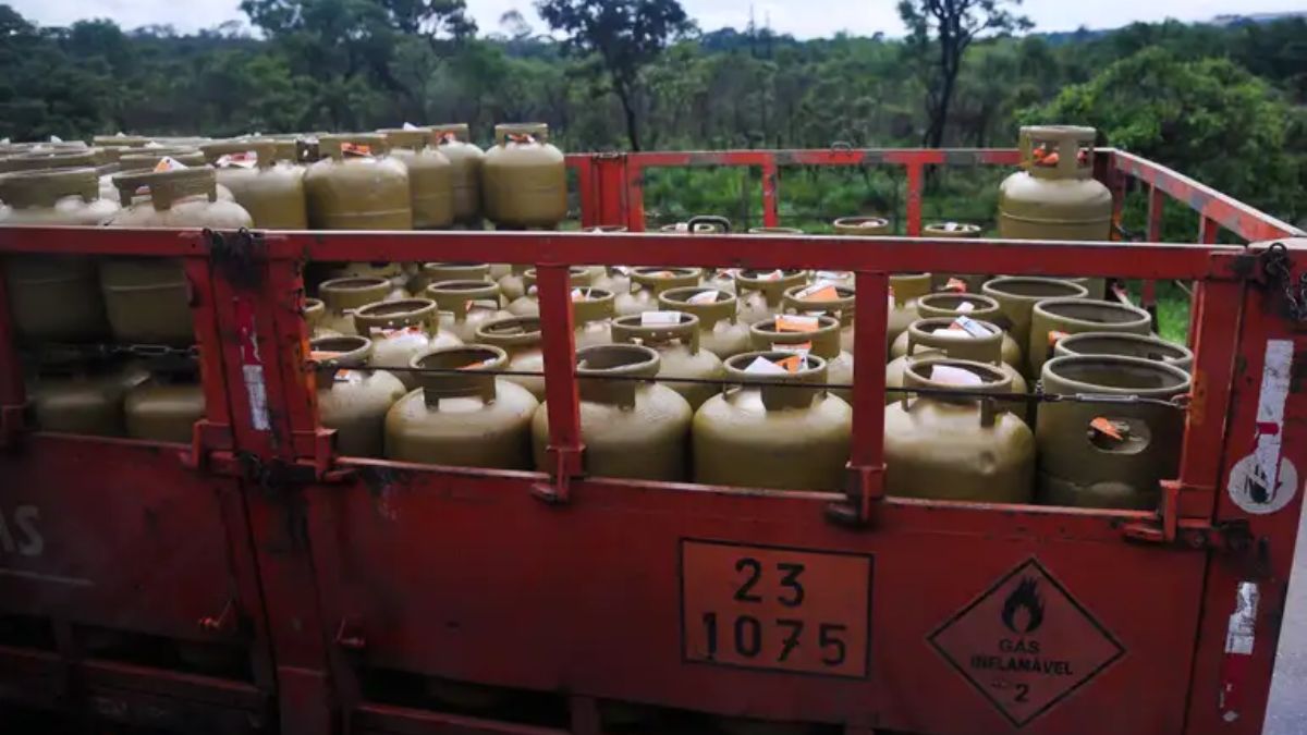 Distribuição de GLP será monitorada para garantir que o subsídio de até 50% chegue efetivamente ao consumidor final após a alta causada pela crise internacional. Marcello Casal jr/Agência Brasil