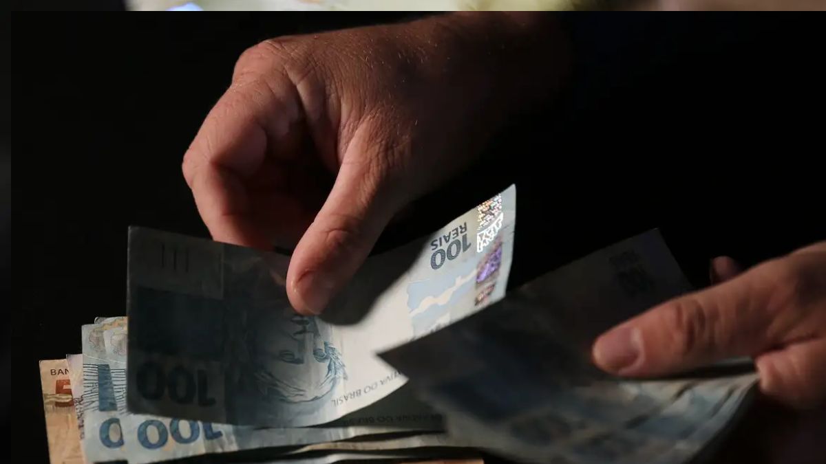 Priorizar o envio e o recebimento via Pix garante que o ressarcimento chegue mais rápido à conta do cidadão. José Cruz/Agência Brasil