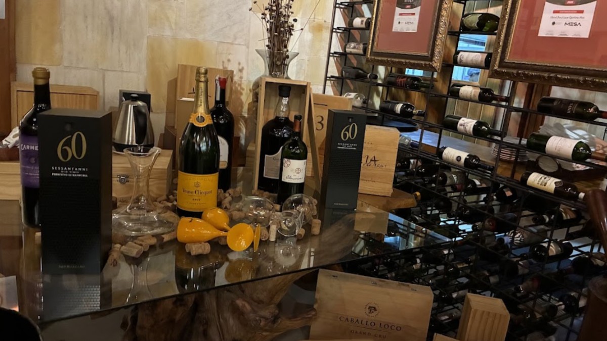 Adega de vinhos no Restaurante Cibo do Hotel Quebra-Noz