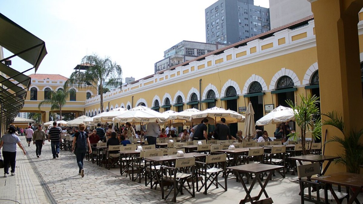 Há uma combinação de fatores que favorece a mudança, principalmente para quem busca segurança jurídica e qualidade de vida (Foto: Prefeitura de Florianópolis/Wikimedia Commons)