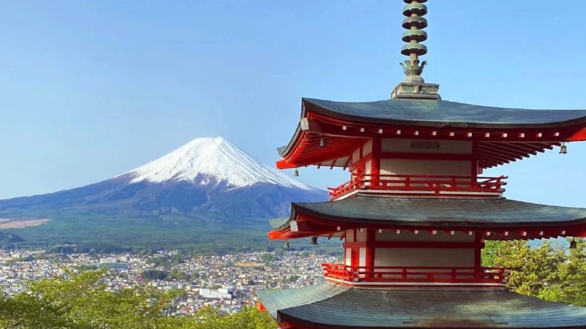 Turistas enfrentam caminhada com 400 degraus para foto perfeita do Monte Fuji - Foto: Adriana Baroli