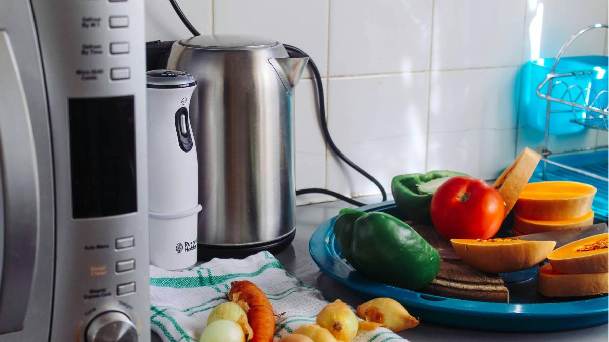 Um simples hábito antes de dormir pode fazer toda a diferença na segurança (Fotos: Pexels)