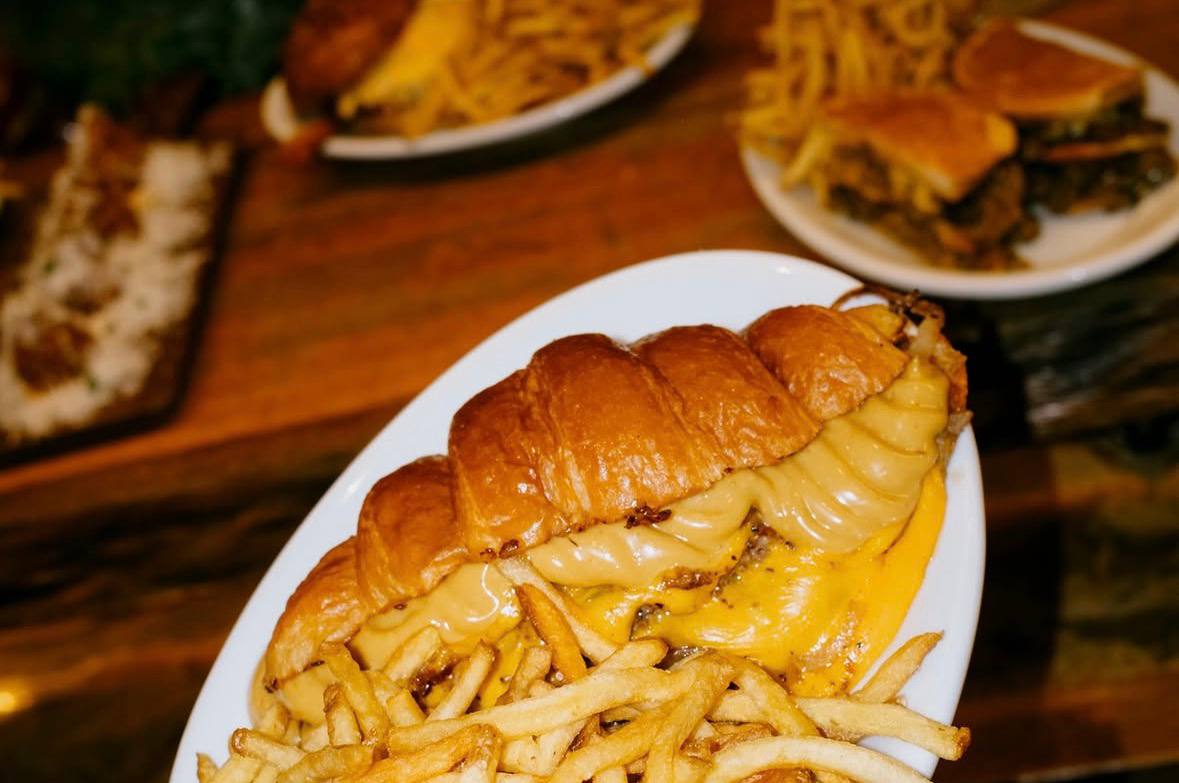 Reprodução/Instagram/ Holy Burger