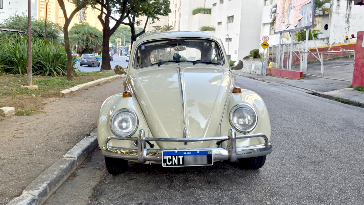 Para que um veículo possa receber a placa, ele deve ter uma idade de no mínimo 30 anos e um estado de preservação de pelo menos 80% de originalidade/Acervo Gazeta SP/Reprodução proibida