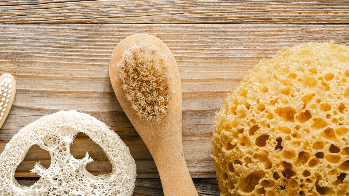 O impacto preocupa porque os resíduos podem entrar na cadeia alimentar por meio de organismos aquáticos