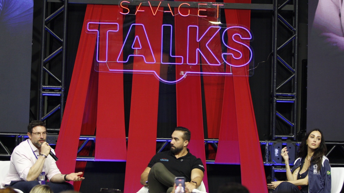 Savaget Talks aproximou estrelas do público