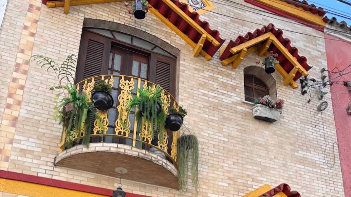 Projetado no início do século XX, conjunto residencial com 51 casas preserva fachadas originais e atua como cenário cinematográfico - Reprodução/@andredvco/