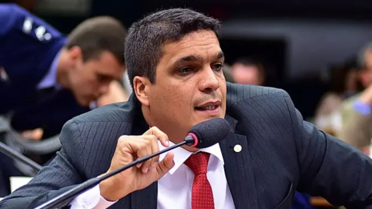 Com 1,2 milhão de votos em 2018, Cabo Daciolo deixou de ser figura periférica e ganhou espaço próprio na política (Foto: Zeca Ribeiro, Câmara dos Deputados)
