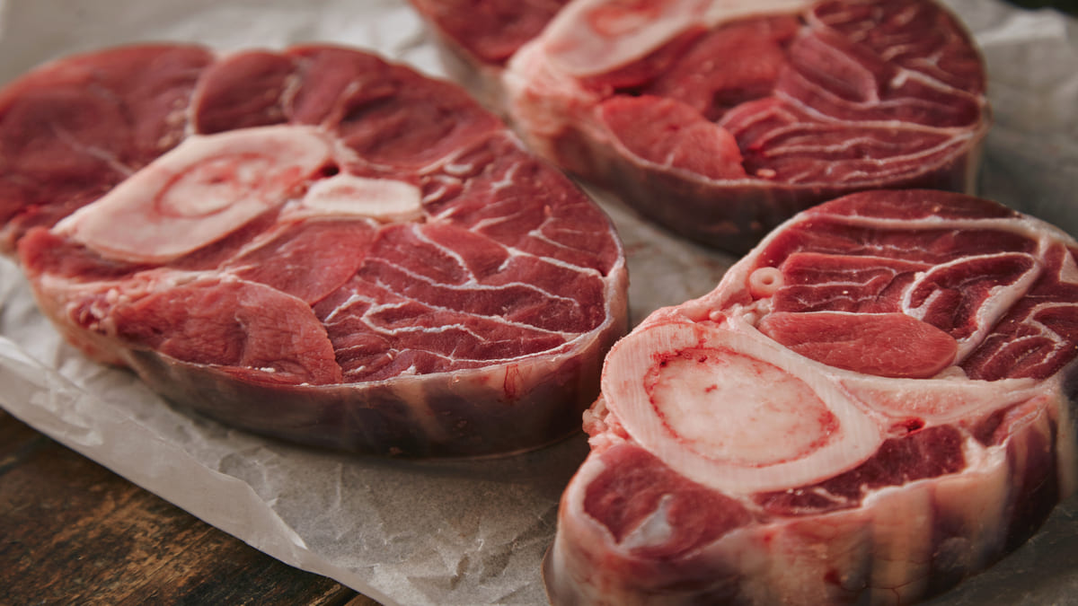 Suco de abacaxi é um dos ingredientes mais usados para amaciar carne