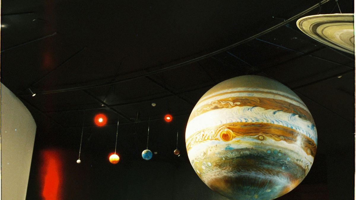 Descoberta em Nyx Mons reforça a importância do vulcanismo na história do planeta vizinho (Foto: Pexels)