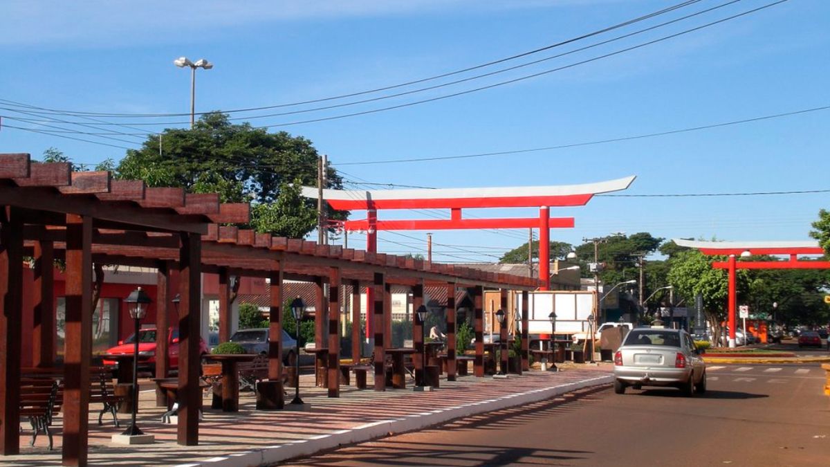 Dourados funciona como referência para uma área ampla do sul de Mato Grosso do Sul, o que fortalece seu papel em serviços, ensino e comércio (Foto: Prefeitura de Dourados)