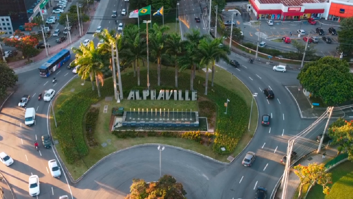 Localizado a cerca de uma hora da Capital, entre Barueri e Santana de Parnaíba, o local esconde um segredo em seu nome: ele foi batizado em homenagem a um clássico de ficção científica do icônico diretor francês Jean-Luc Godard - (Reprodução/YouTube)