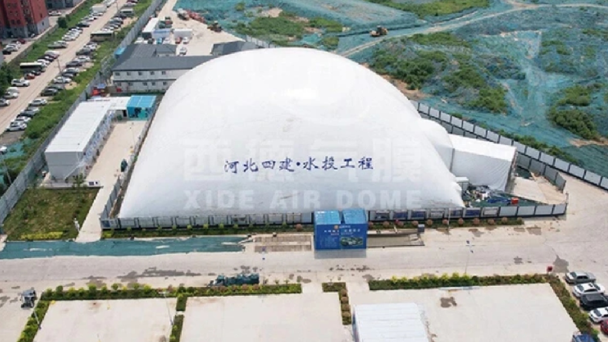 Diferente das estruturas convencionais, esses domos não utilizam colunas internas - (Divulgação / XiDe Air Dome)