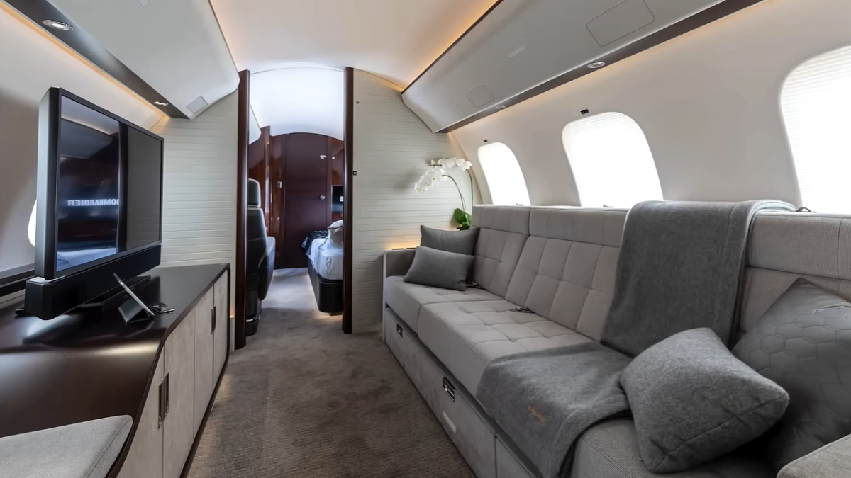 Aeronave da Bombardier combina alta velocidade, alcance intercontinental e cabine de luxo (Reprodução: YouTube)