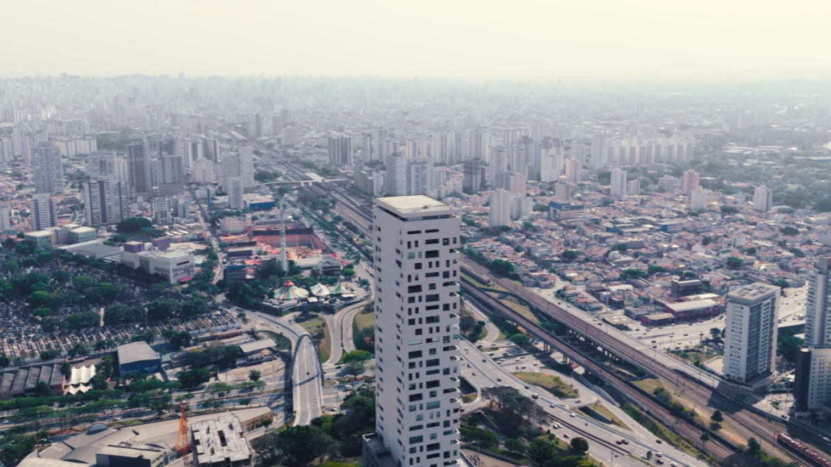 Com 172 metros de altura, o Platina 220 marcou uma nova era dos arranha-céus em São Paulo