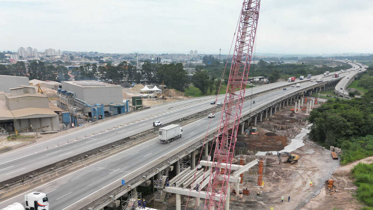 Ao todo, serão utilizadas 3.306 estacas de fundação na construção. Somadas, elas atingem cerca de 40 quilômetros de profundidade, equivalente a 35 vezes a altura do Pico do Jaraguá, ponto mais alto da cidade de São Paulo. - Formula Group/SPMAR divulgação