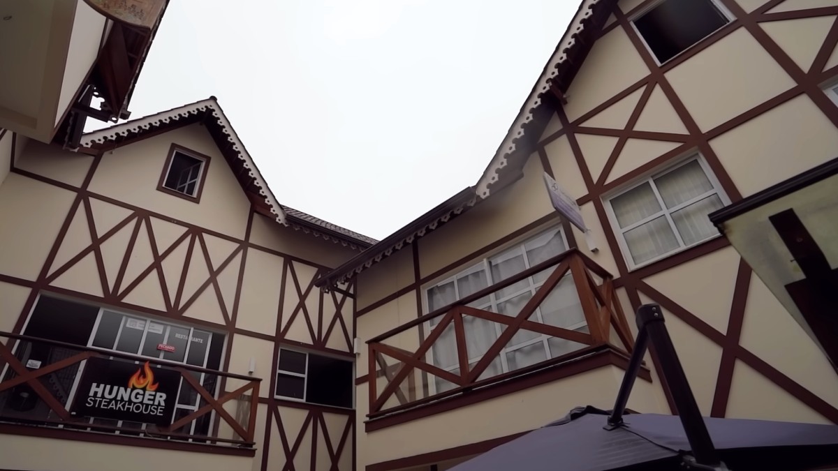 Domingos Martins: arquitetura enxaimel e clima de montanha criam um cenário europeu no coração do Espírito Santo. Foto: Reprodução/YT