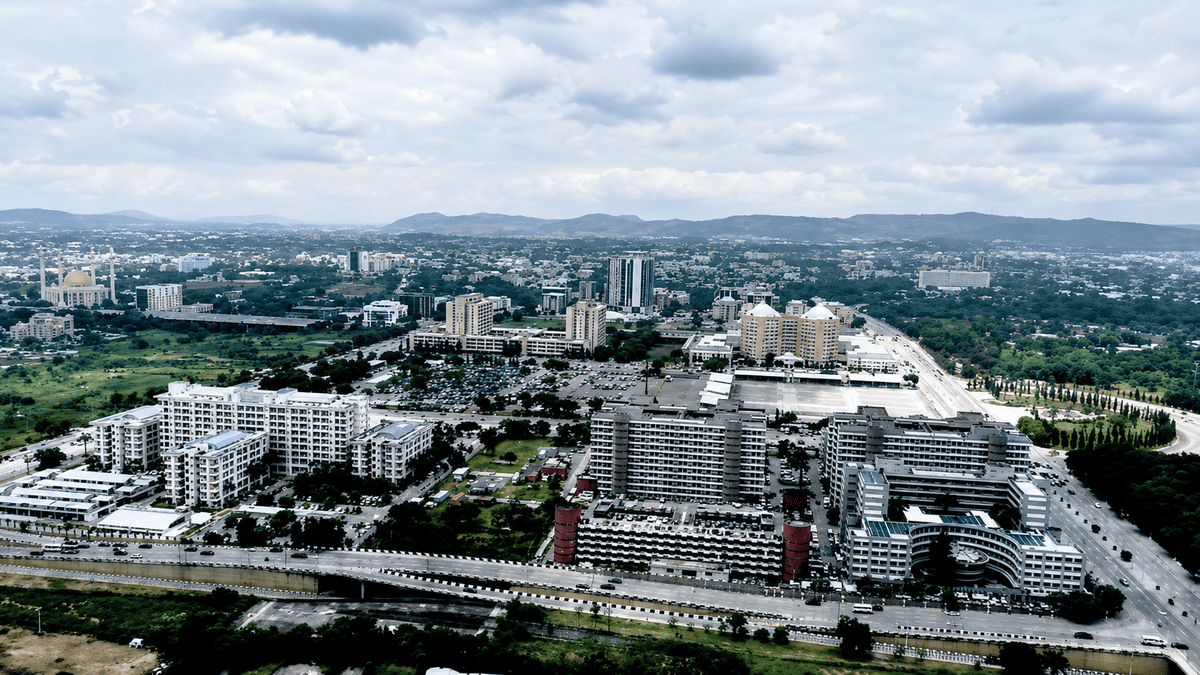 Nigéria possui uma das maiores economias da África, mas ainda enfrenta dificuldades sociais e estruturais / Foto: Pixabay