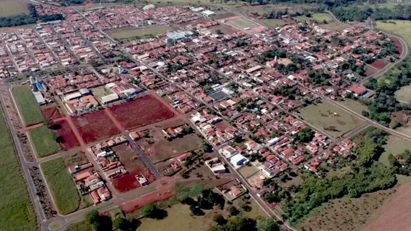 A cidade de Gavião Peixoto se destaca por um número elevado nos índices de emprego e renda. Cerca de 86,22% da população é economicamente ativa e a renda média dos moradores é de R$ 6,3 mil. Cerca de 86% da população está trabalhando em alguma função, o que representa um índice de desemprego baixo, de pouco menos de 14% - (Divulgação/PMGP)