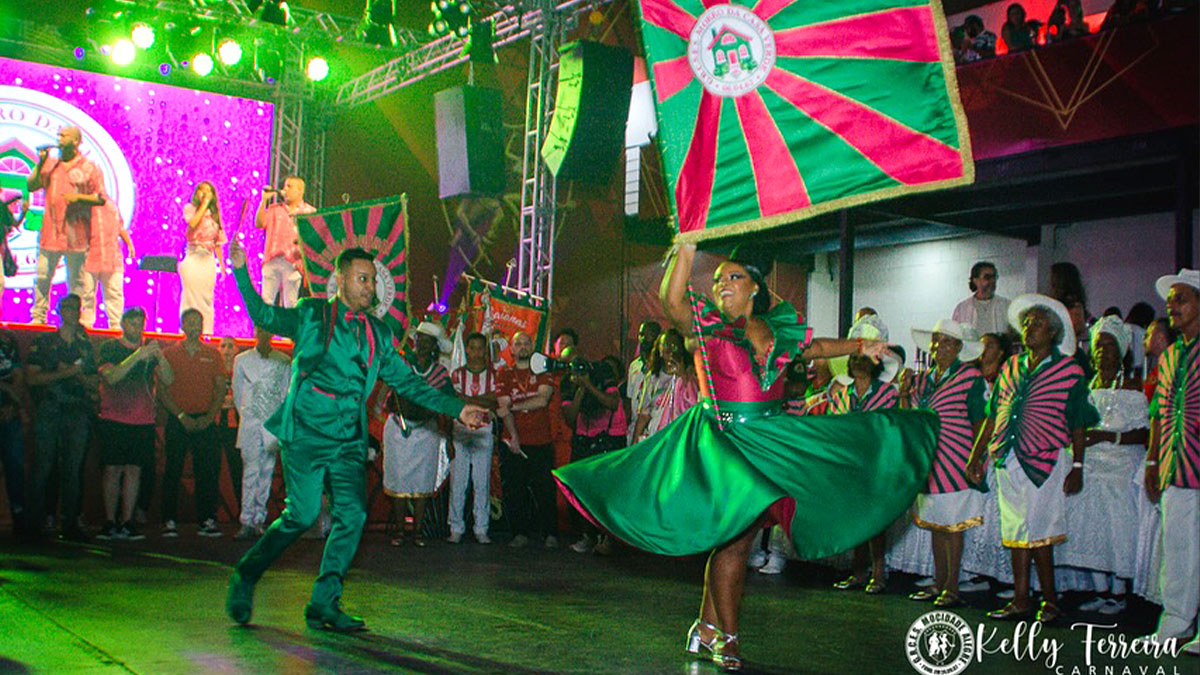 Festa na Mocidade Alegre no último sábado (9/5) reuniu agremiações convidadas.