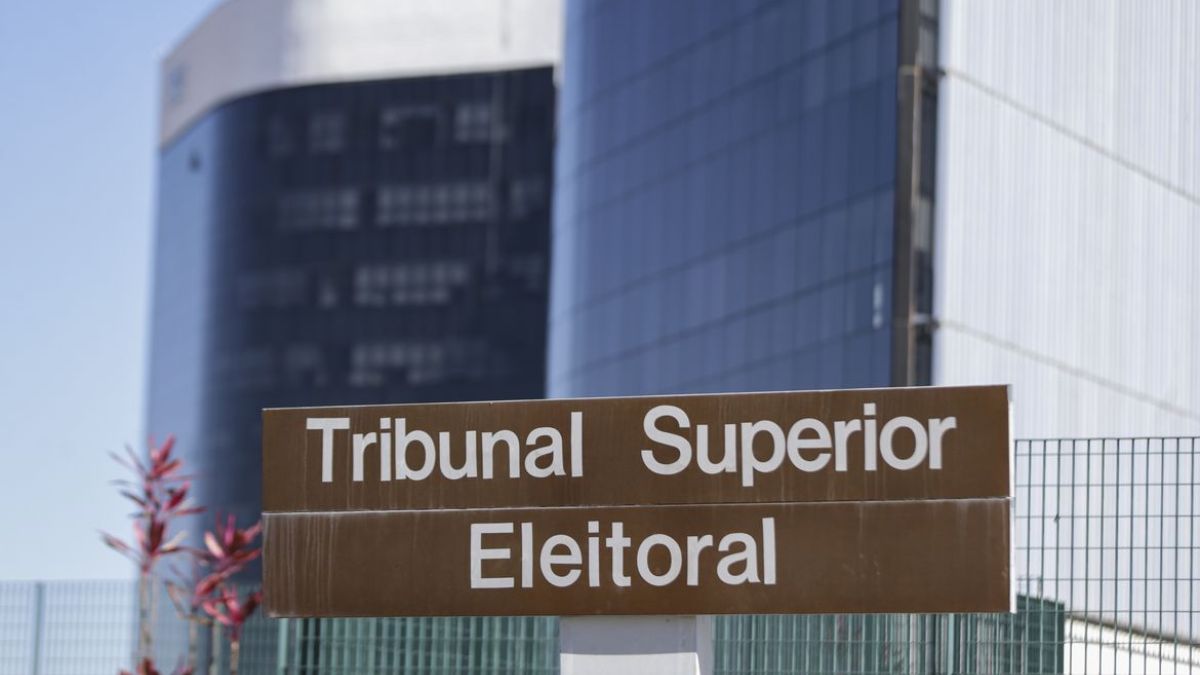 Resoluções recentes da Corte detalham que o pedido de voto não precisa ser explícito para configurar irregularidade e gerar multas. Marcelo Camargo/Agência Brasil