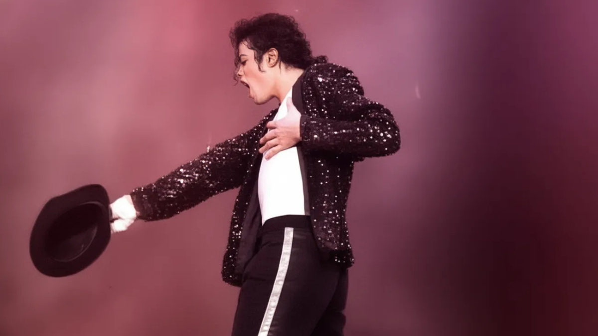 Michael Jackson não quebrou apenas recordes, ele mudou a história da música para sempre (Foto: MJ Beats)
