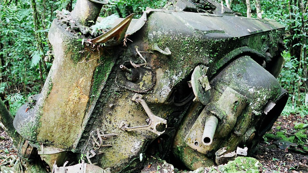 Tanques, cavernas e praias cristalinas fazem da ilha de Peleliu um dos destinos históricos mais curiosos do Pacífico (Foto: Wikimedia Commons)