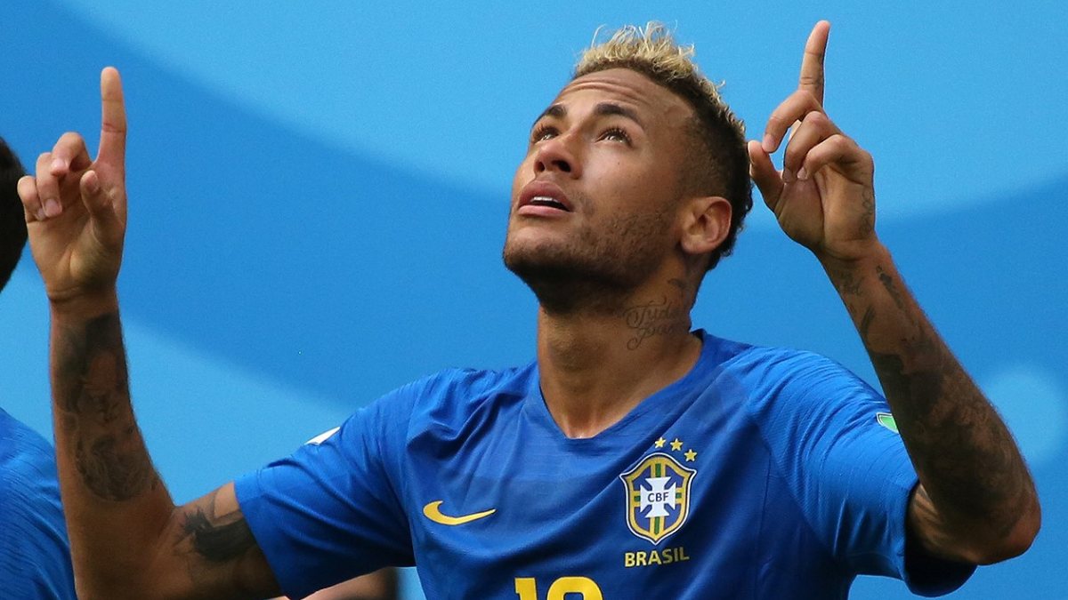 Neymar Jr. jogando contra a Costa Rica na Copa do Mundo de 2018, na Rússia. (Fotos: Wikimedia Commons)