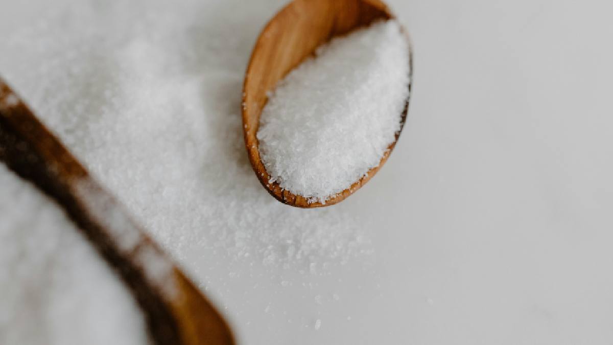 O equilíbrio entre sódio e potássio na dieta é fundamental para evitar a retenção de líquidos. Foto: Pexels