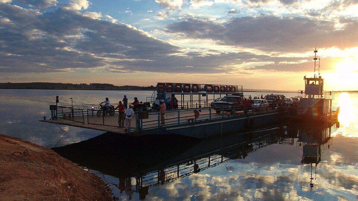 Em dias de vento, as marolas também lembram o movimento do mar (Foto: José Reynaldo da Fonseca - REFON/Wikimedia Commons)
