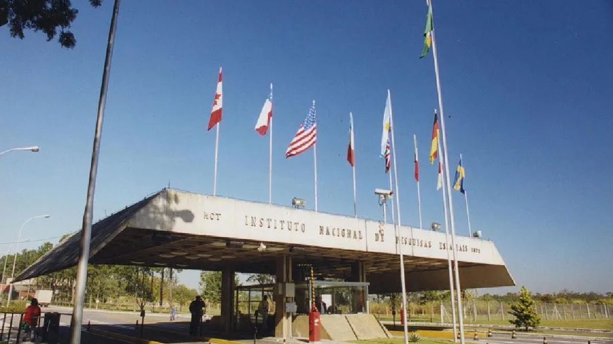 A apenas duas horas da Capital, São José dos Campos, a 2ª cidade mais feliz do Brasil abriga uma das instituições de maior prestígio no setor aeroespacial brasileiro: o Instituto Nacional de Pesquisas Espaciais (INPE) - (Reprodução/Instagram INPE)