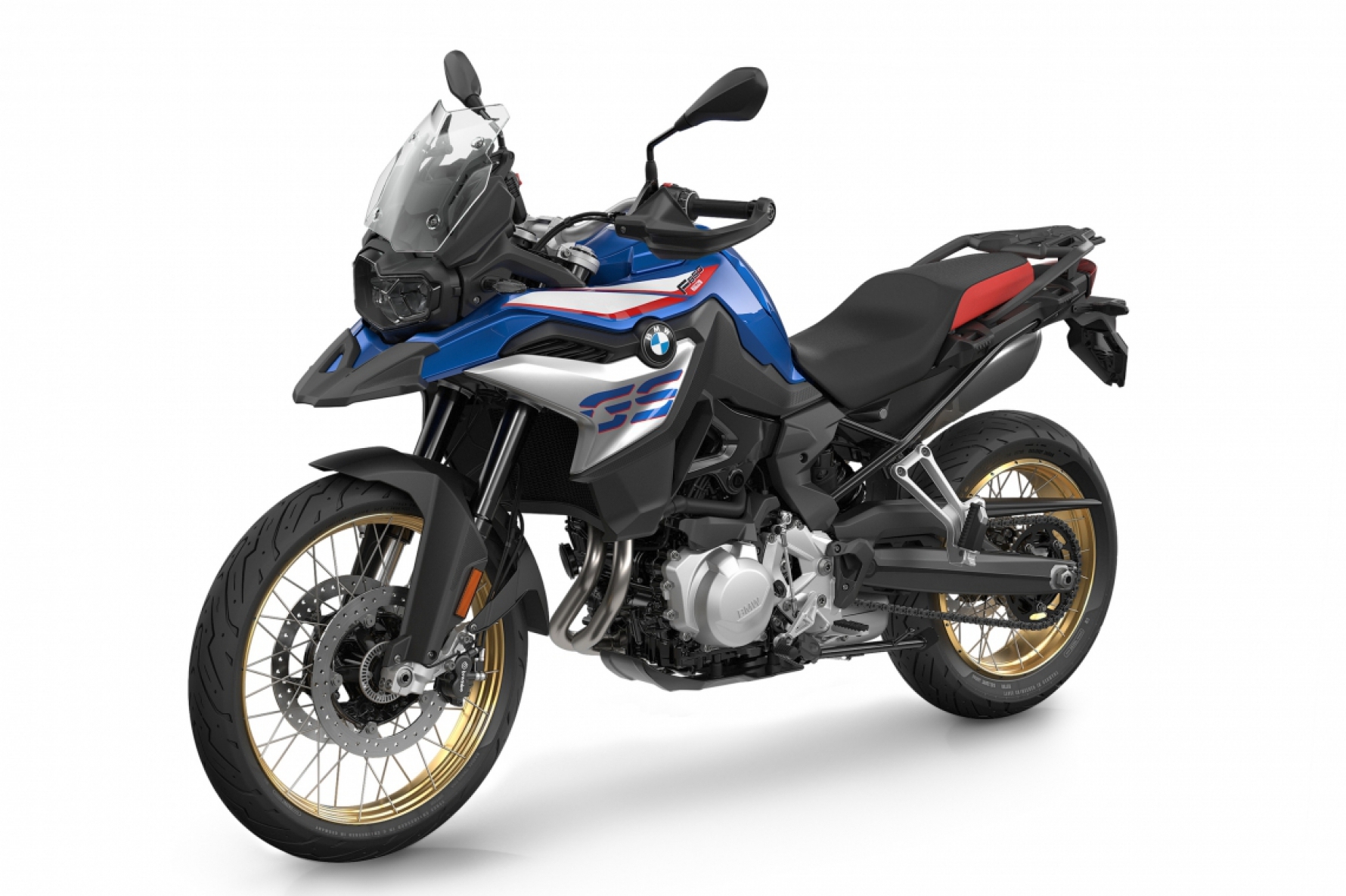 O motor das três versões da ENTITY_quot_ENTITY40 Years GS EditionENTITY_quot_ENTITY é o mesmo, um bicilíndrico quatro válvulas com refrigeração líquida e transmissão de seis marchas Macaque in the trees