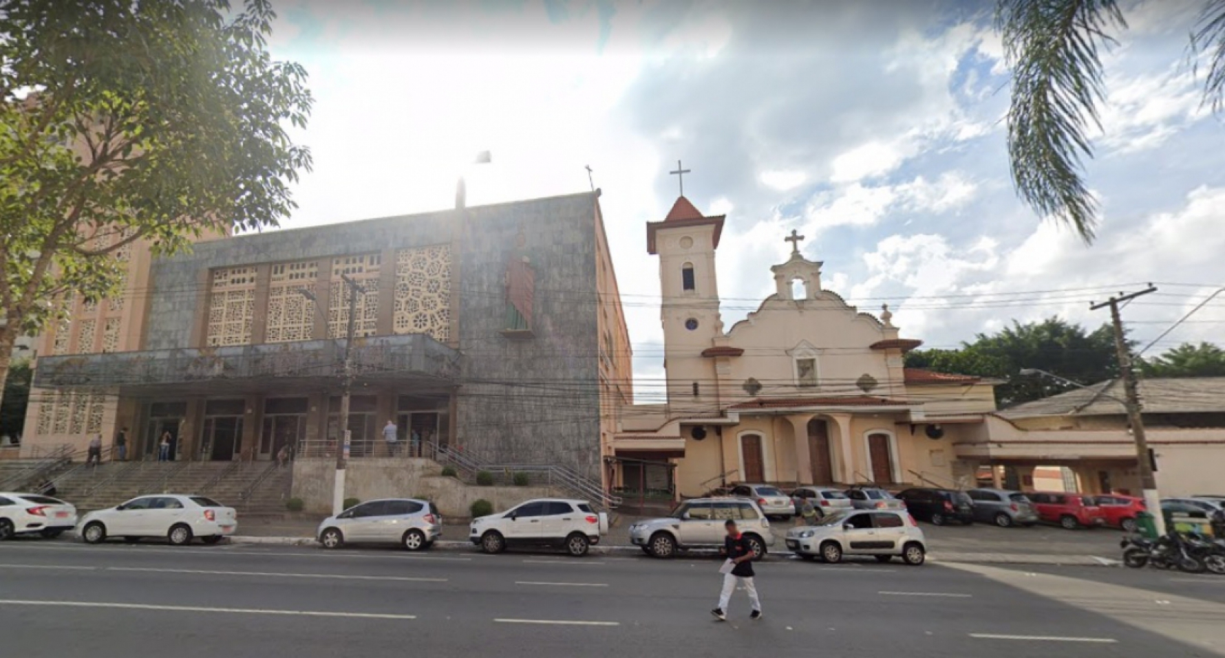 Em 1990, o então arcebispo de São Paulo, dom Paulo Evaristo Arns, elevou a igreja de São Judas Tadeu à condição de Santuário Macaque in the trees