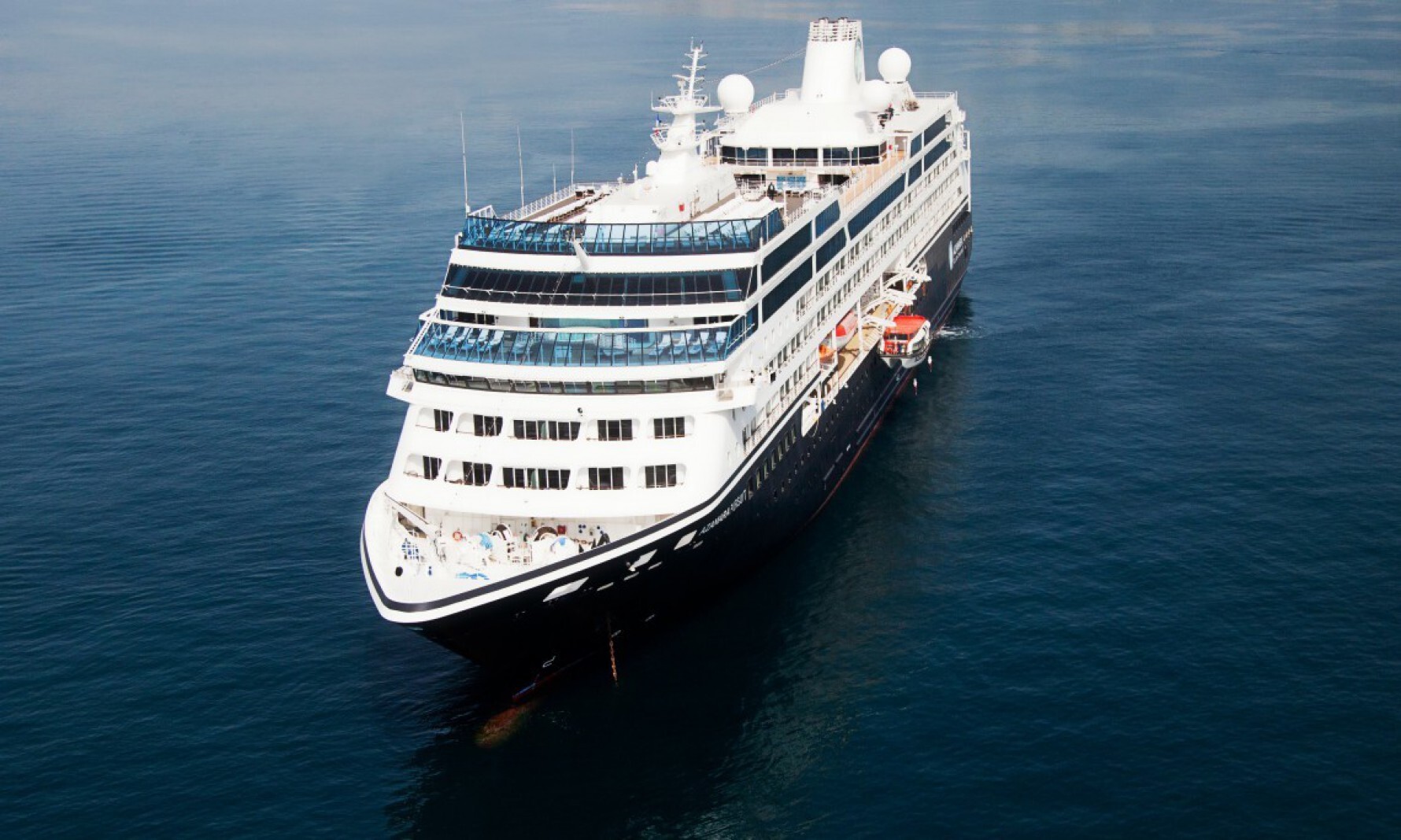 AZAMARA PURSUIT. Há programação somente para dezembro de 2022 para o Pursuit no Brasil, que tem pacote de 14 dias saindo do Rio com destino ao Uruguai e Argentina Macaque in the trees