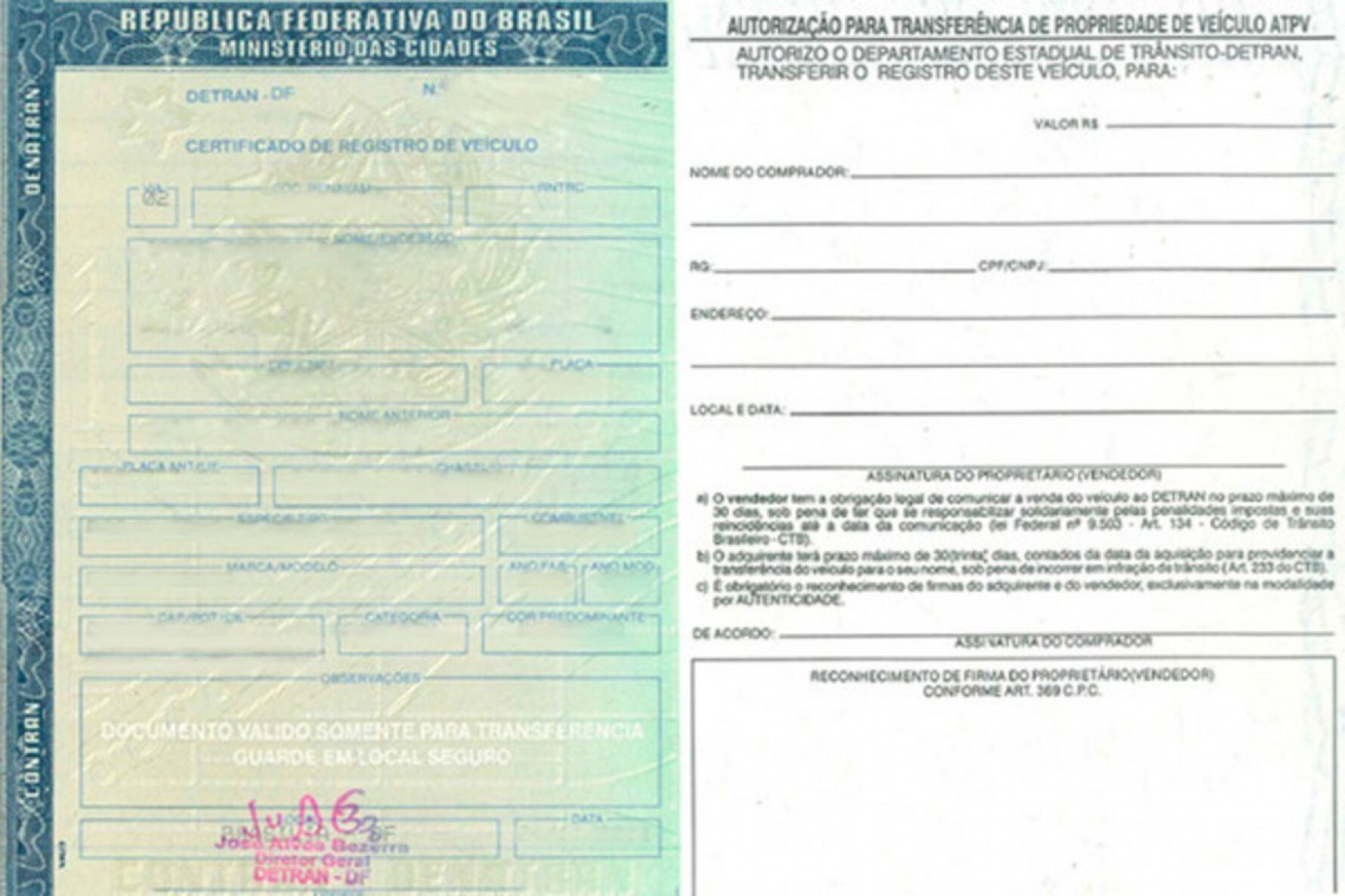 Para veículos registrados no Detran até 31 de dezembro de 2020, é preciso entregar o CRV original impresso em papel moeda Macaque in the trees